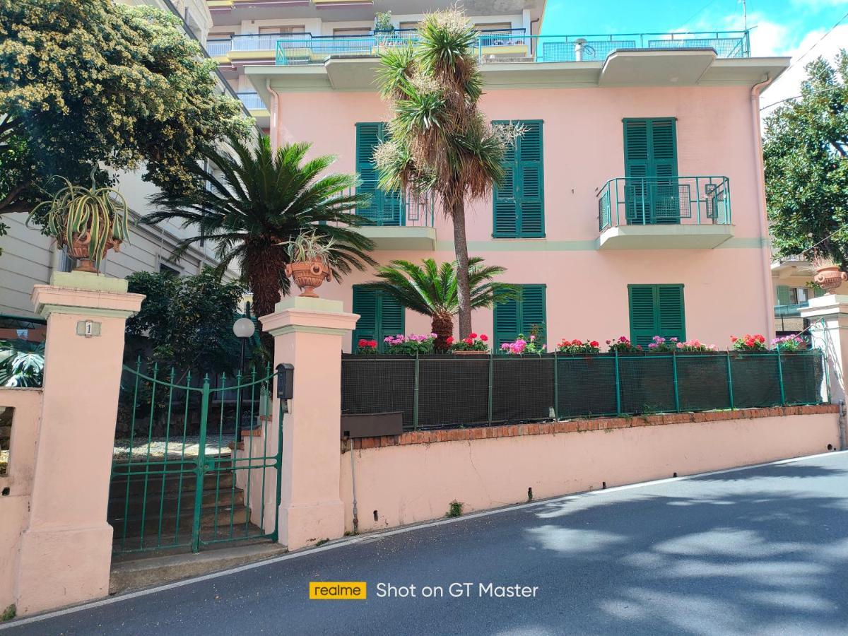 Villa Arcobaleno Rondo Garibaldi ซานเรโม ภายนอก รูปภาพ
