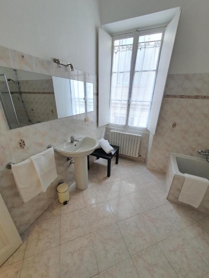 Villa Arcobaleno Rondo Garibaldi ซานเรโม ภายนอก รูปภาพ